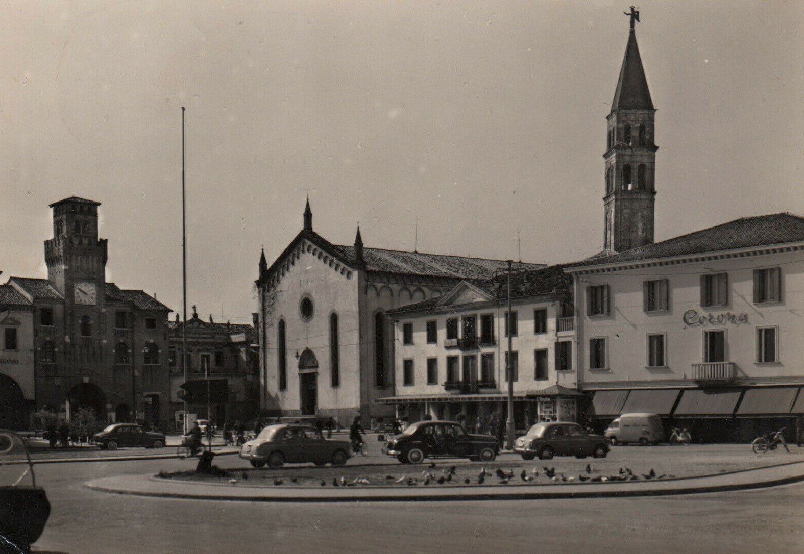 1961-viaggiata-Oderzo-Piazza-del-Popolo