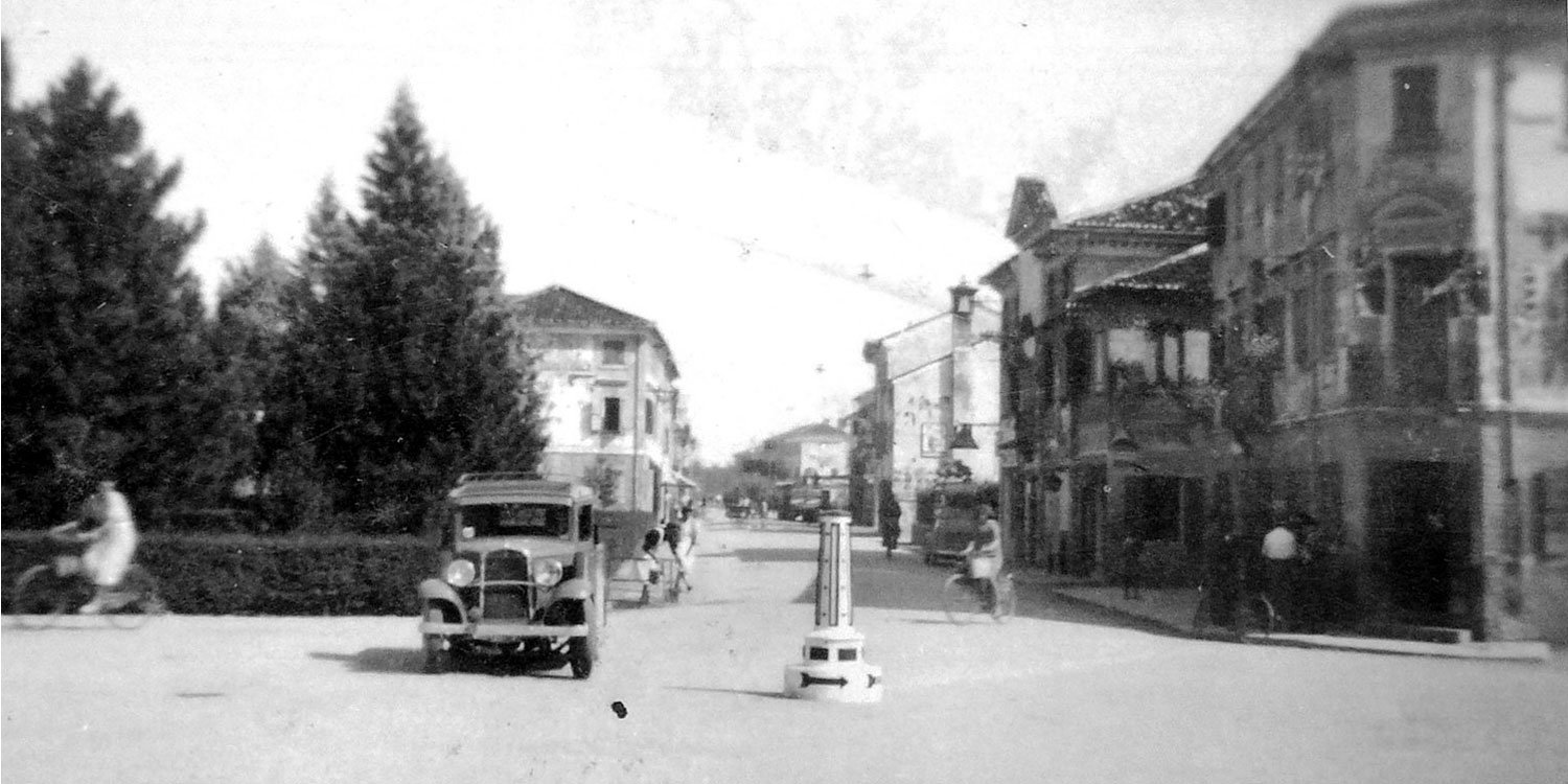 torre-di-mosto-rotonda-con-colonnina-auto